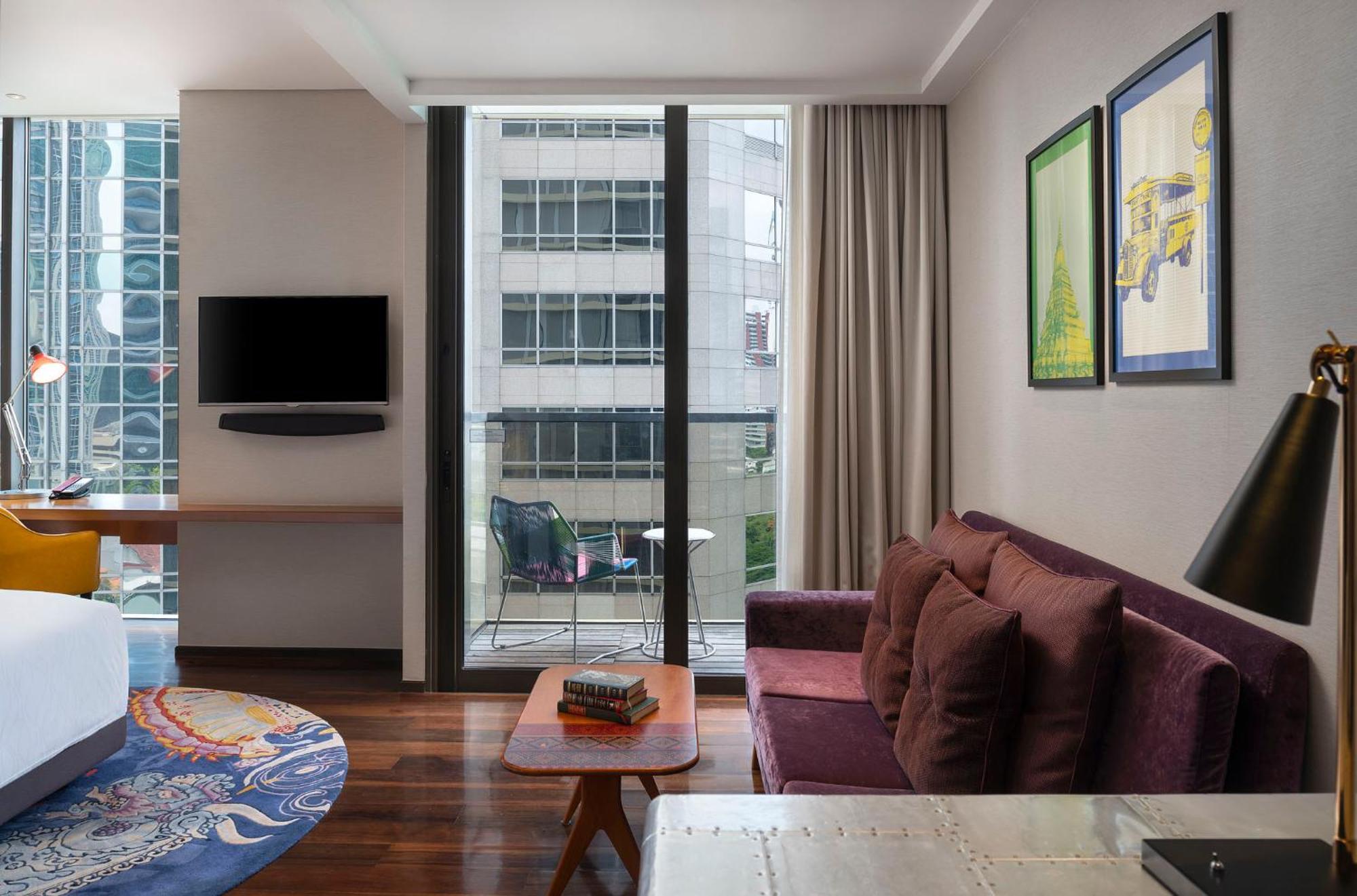 Hotel Indigo Bangkok Wireless Road By Ihg Εξωτερικό φωτογραφία A typical apartment