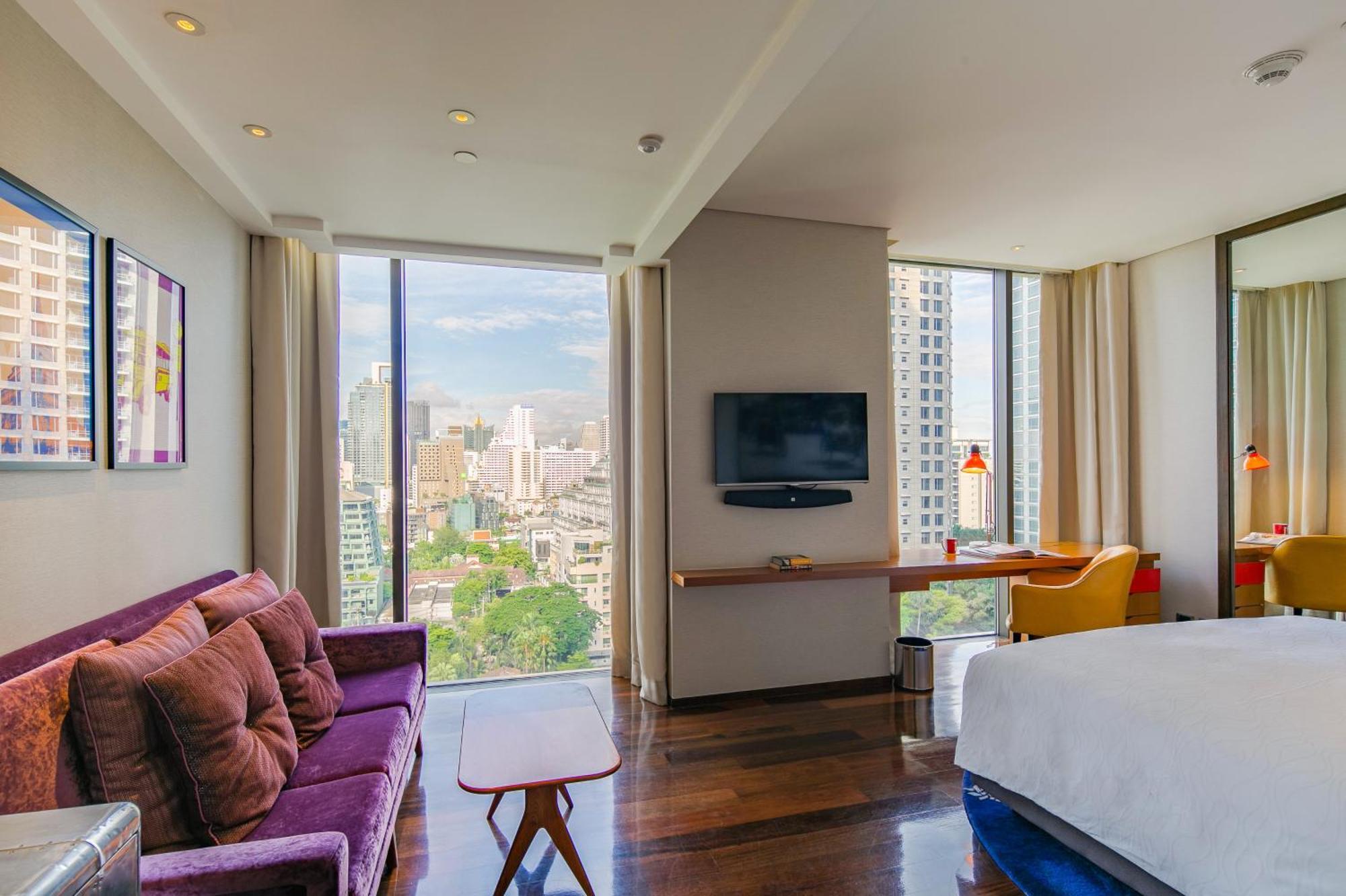 Hotel Indigo Bangkok Wireless Road By Ihg Εξωτερικό φωτογραφία A suite at the hotel